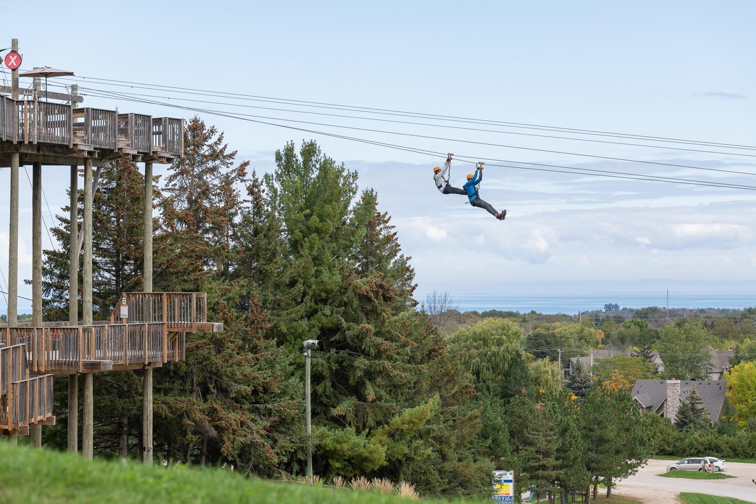 Blue Mountain Resort Mosaic Suites Блу Маунтинс Екстериор снимка